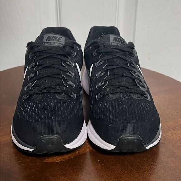 🔥 NIKE Air Zoom Pegasus 34 Running Shoe  Black/White - Women Sz 7 - EXCELLENT - Picture 4 of 15